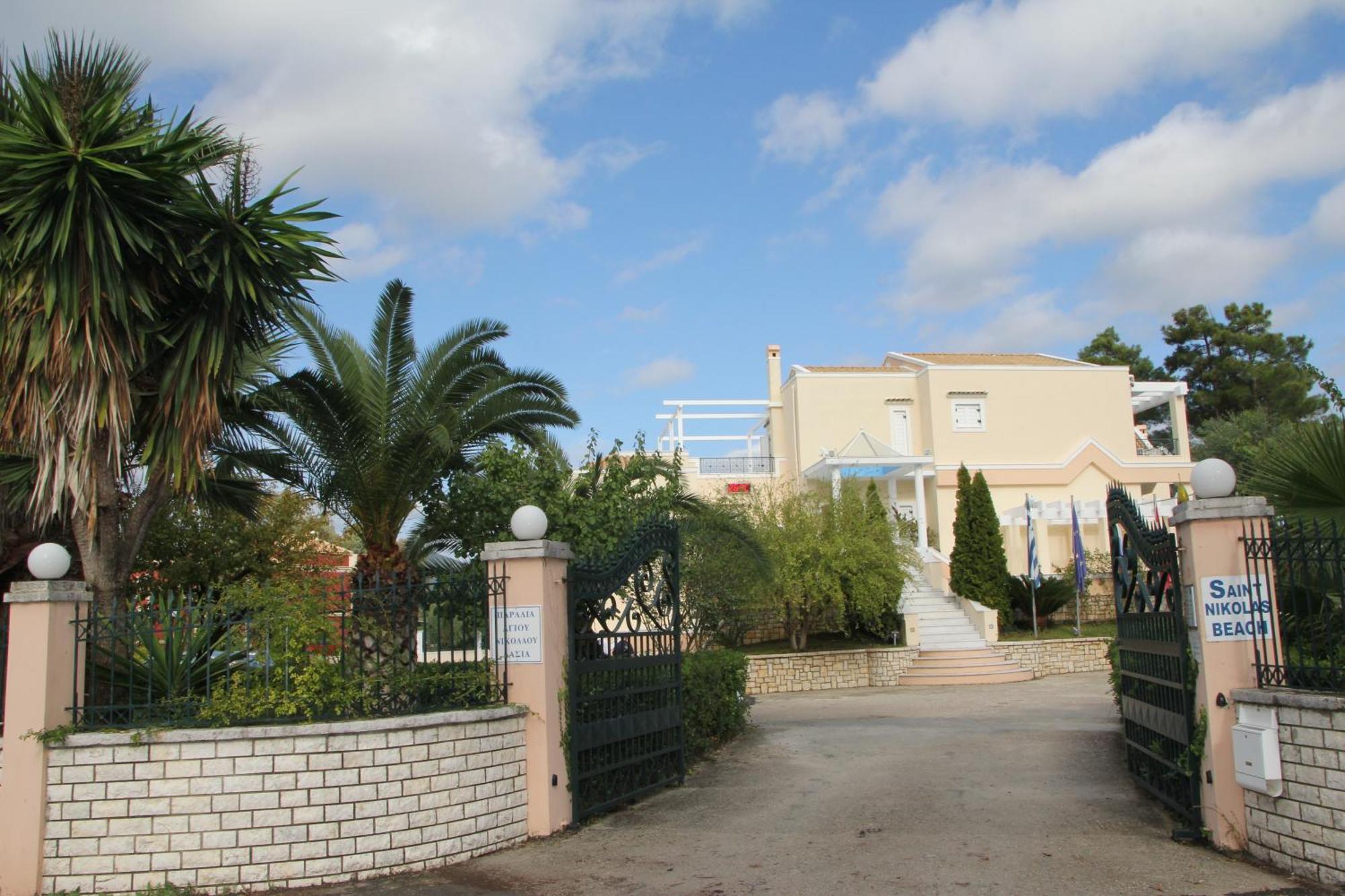 Saint Nicholas Beach Resort Dassia  Bagian luar foto