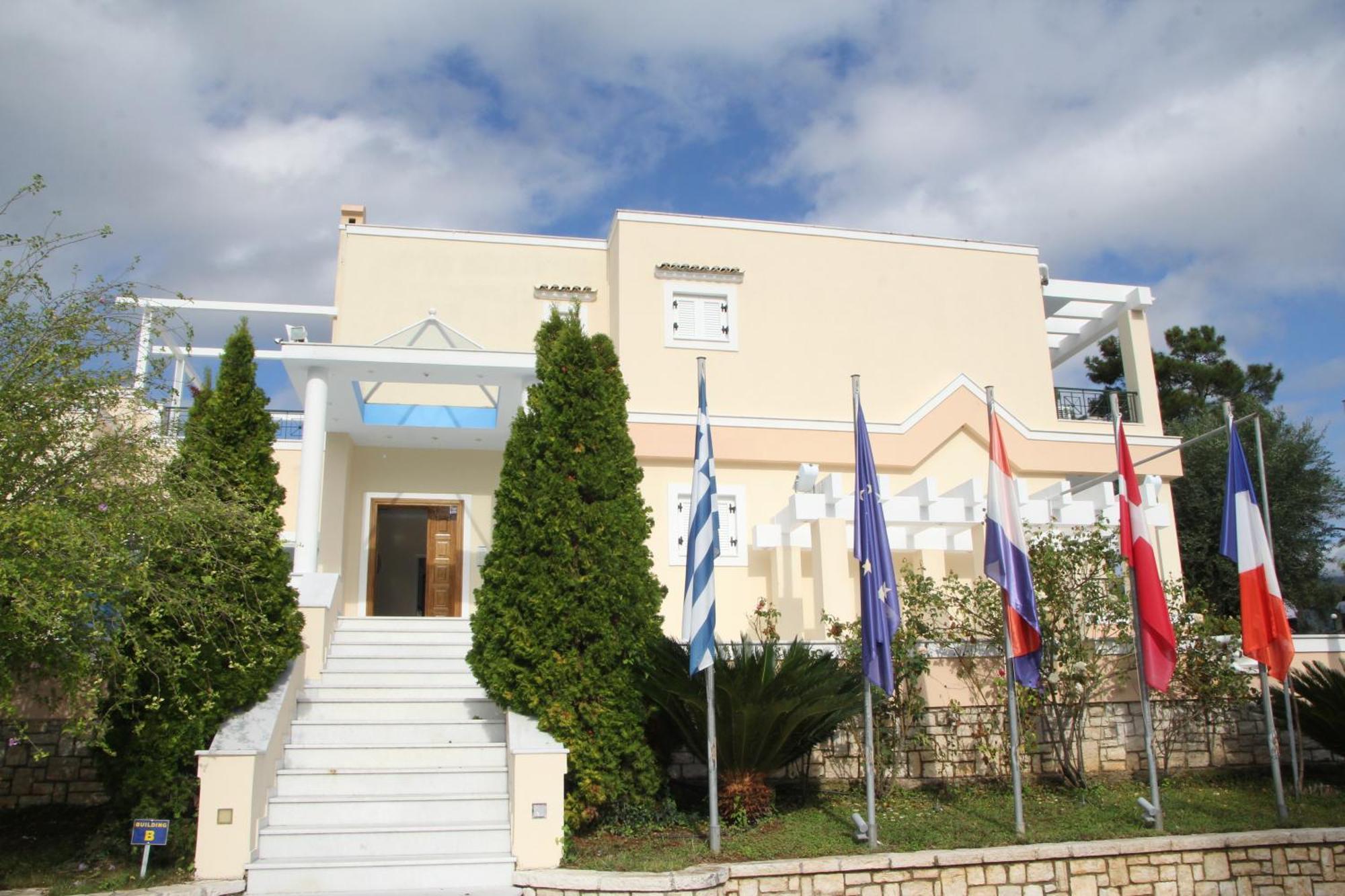 Saint Nicholas Beach Resort Dassia  Bagian luar foto